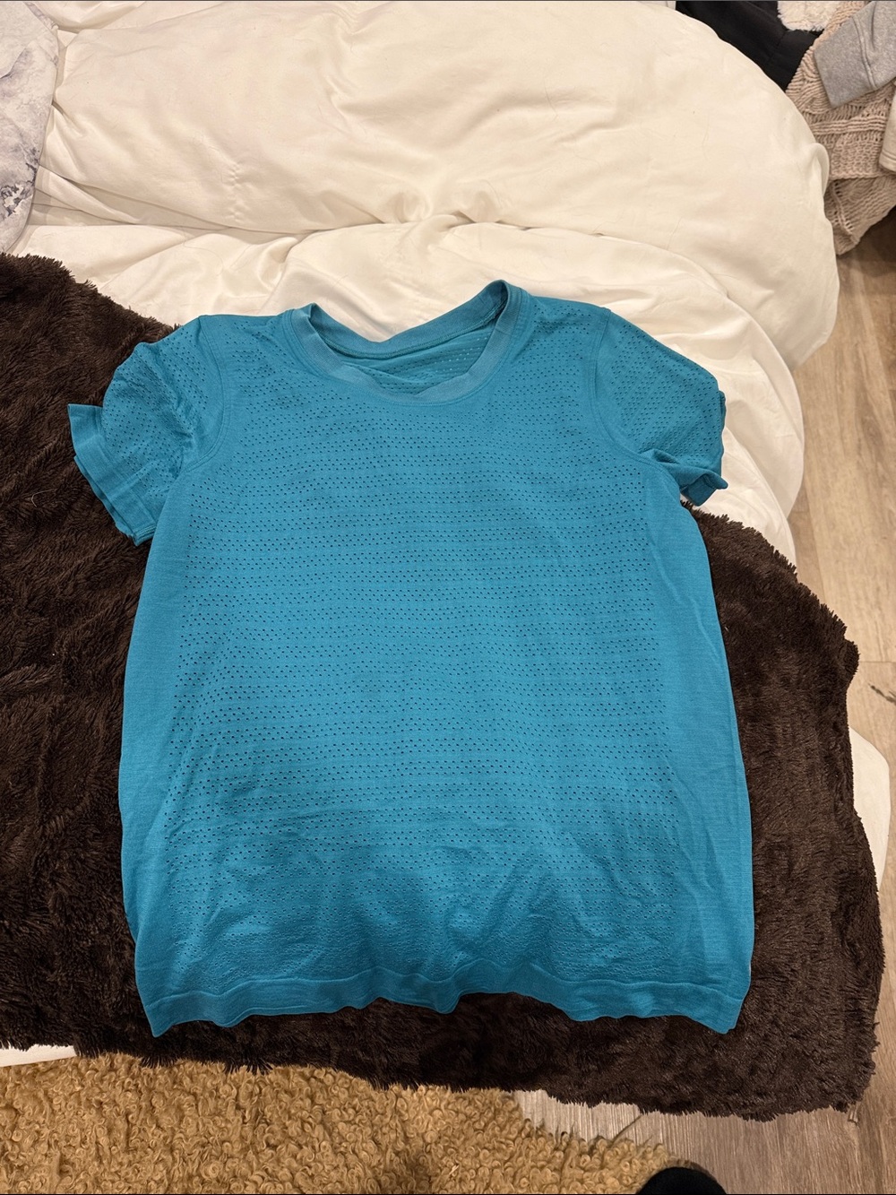 Lululemon Short Sleeve Teal Perforated Tee